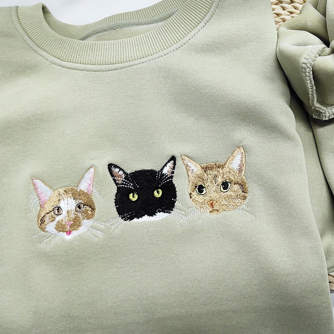 Custom Pet Portrait Sweatshirt - Personalized Dog Or Cat Embroidered Hoodie Gift For Pet Lovers, Dog Moms