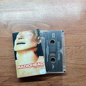 Radiohead the bends album cassette tape