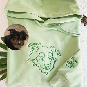 Custom Embroidered Dog Lover Hoodie Christmas Gifts,Personalized one-line Pet Sweatshirt,Dog Mom/Dog Dad Sweater, Embroidered Dog Sweatshirt