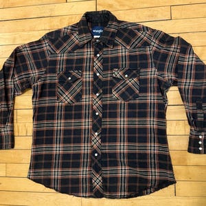 Vintage 90s Mens Wrangler Pearl Snap Multicolor Flannel Button Up Work Shirt - Workwear - Cowboy Shirt - Western - Made In USA - Size Large