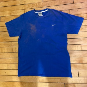 Vintage Y2K Nike Faded/Bleached Swoosh Tee Shirt - Thrashed - Vintage Nike Tee - Vintage Swoosh - Essential Nike Tee Shirt - Size Large