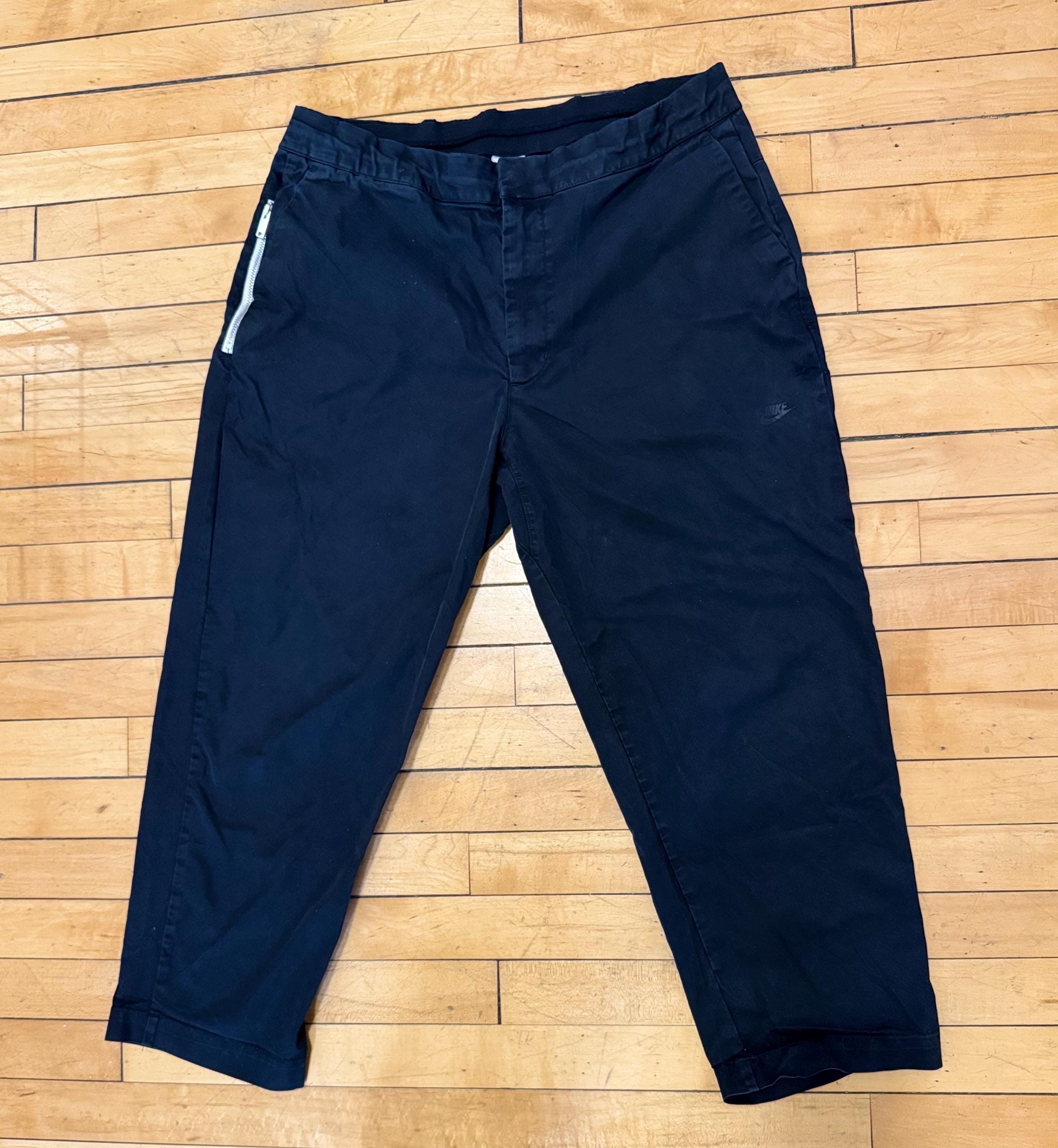 Vintage Nike Tech Woven Cropped Pants – Mens 35