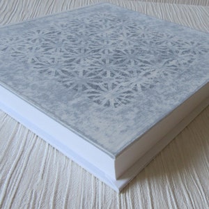 Artway Studio Casebound Square Sketchbook - 195mm x 195mm - Acid Free Paper  - Hardback Cover - 170gsm