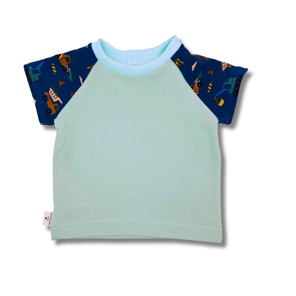 Raglan T-Shirt Unikat Größe 68 Baustellenfahrzeug in Mint grün Baby Sommershirt Jungs Mädchen