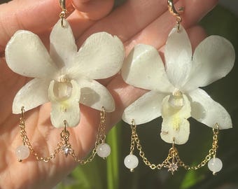 Real Preserved Dendrobium Orchid Earrings – Amethyst Charm, Lightweight Nature Jewelry