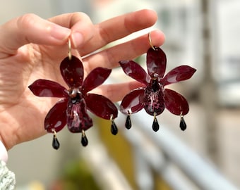 Real Preserved Orchid Earrings, Burgundy Cymbidium Flower, Resin Pendant Jewelry, Gothic style, black crystals
