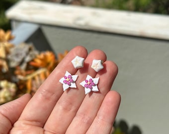 Hoya Bella Flower Earrings • Floating Bud Stud, Open Bloom • Polymer Clay, 18K Gold
