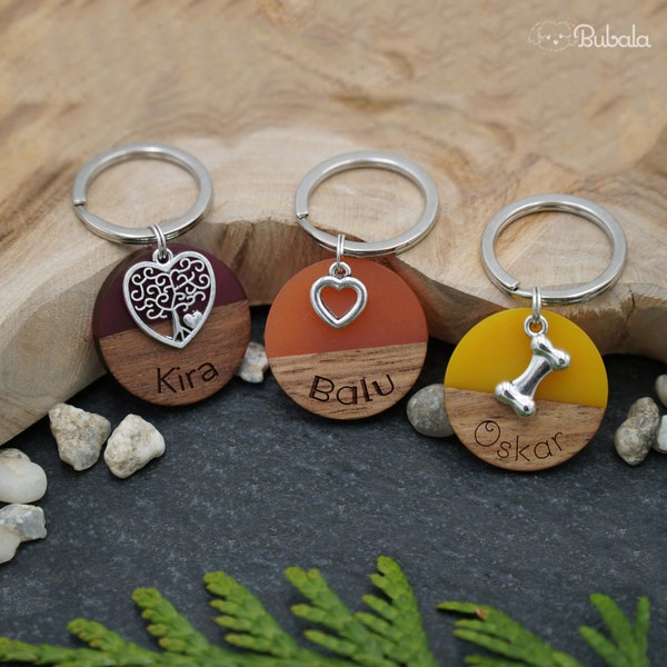 Dog tags wood and resin 28.5 mm engraved with charm