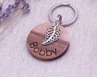Dog tag wood and resin beige cloudy engraved with pendant 28.5 mm