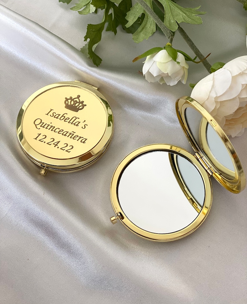 Personalized Compact Mirror