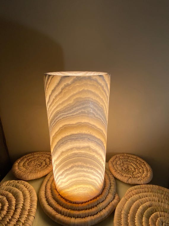 照明 アラバスターテーブルランプ