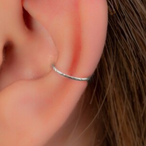 Fake Conch Earring 925 Silver - 20 Gauge Faux Conch Clip Ring For Women and Men - Adjustable Clip On Ear Hoop