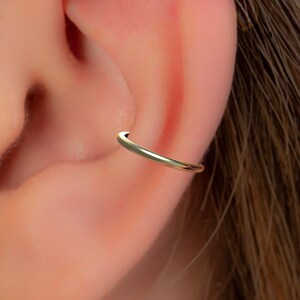 Fake Conch Earring 14k Gold Filled - 20 Gauge Faux Conch Clip Ring For Women and Men - Adjustable Clip On Ear Hoop