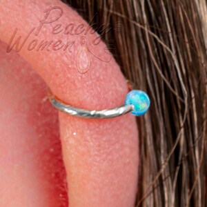 Hammered 925 Silver Helix Ring Hoop With Blue Opal - Hypoallergenic Cartilage Piercing Ring 20G - Handmade Ear Jewelry