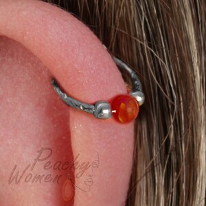 Helix Piercing Ring Red Opal 20 Gauge - Hammered 925 Silver Cartilage Hoop With Opal - Handmade Piercing Jewelry
