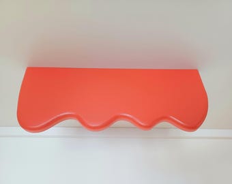 Wavy shelf "Mini Saari", Curvy Shelf, colorful shelf, funky shelf, wall decoration, curved shelf, estante curvo