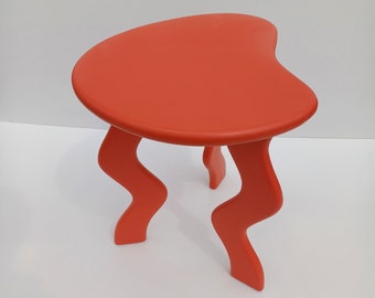 Table d'appoint courbée "Fanni", table basse, table basse, table de chevet, table, table moderne, table design, table courbée