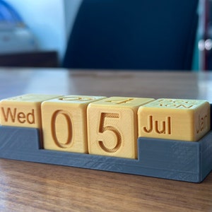 Long Block Calendar - Desktop Calendar - Two Dimensional - Color - 3d Print