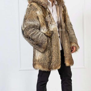 Men’s Luxury American Coyote Fur Jacket With Big Hood
