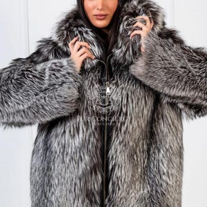 Luxury Silver Fox Fur Jacket With Big Hood
