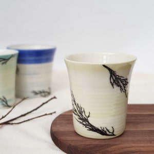 Tasse en porcelaine faite main décoration imprimée de branches, tasses à thé et à café, vaisselle en porcelaine, tasses à imprimé botanique, tasses en porcelaine uniques image 5