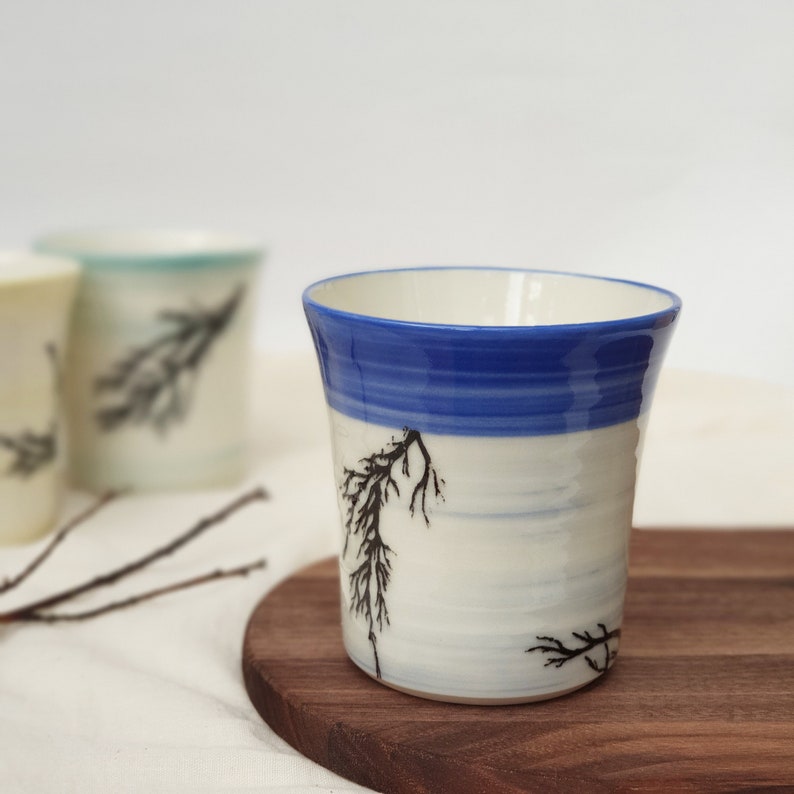 Tasse en porcelaine faite main décoration imprimée de branches, tasses à thé et à café, vaisselle en porcelaine, tasses à imprimé botanique, tasses en porcelaine uniques Bright Blue