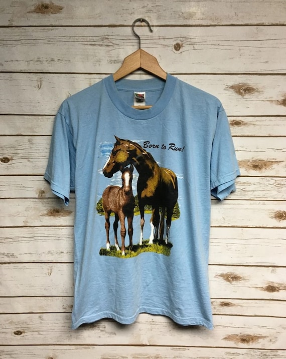 Vintage 90 s Horses T shirt Born to Run Horse Animal Print Tee Nature Fruit of the Loom Cowboy Outdoor Horses Shirt Horses Sweater Etsy Australia