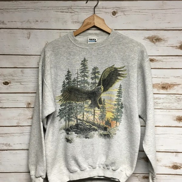 Vintage 80's 90's Eagle crewneck sweatshirt sunset nature scene animal print bird crew neck sweatshirt heather gray forest
