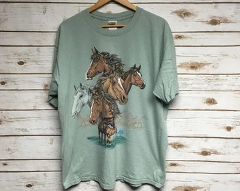 トップス Labyrins Dont Cry Horse Tshirt Lime il_340x270.4855381811_yxh0.jpg