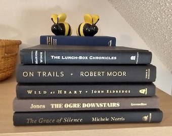 Black Decorative Book Stack: Stylish Bookshelf Decor, Set of 5