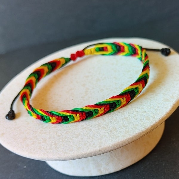 Bracelet Rasta, Bijoux Bob Marley Reggae Colors, Bracelet tressé à la main, Bijoux de style Jamaïque, Cadeau en macramé rouge jaune vert pour elle et lui