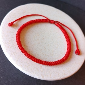 Tibetan Buddhist Bracelet, Red Handbraided Bracelet, Adjustable Unisex Meditation Jewelry for Positive Energy, Lucky Knot Gift for Women Men
