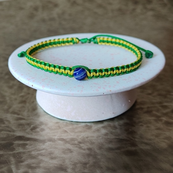 Bracelet tressé en vert et jaune, bracelet à cordes réglable, cadeau pour hommes et femmes, bijoux d’inspiration brésilienne, design minimaliste Boho