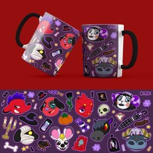 Könnte beinhalten: Zwei lilafarbene Kaffeetassen mit schwarzem Henkel. Die Tassen sind mit einem Halloween-Motiv verziert, das Comicfiguren, Fledermäuse und Kürbisse zeigt. Der Text "Octox Peru" ist auf der rechten Tasse aufgedruckt.