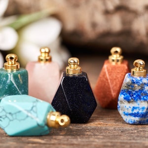 Crystal Mini Urn,Small Memorial Urn,Natural Crystal Pet Urn,Small Urn For Human Ashes,Crystal Ashes Keepsake,Pet Memorial Gift,Sympathy Gift