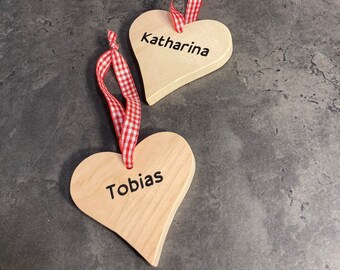 Set of 4 Personalized Pine Pendants | Wooden Gift Tags | Deco Heart | Pine wood | nameplate