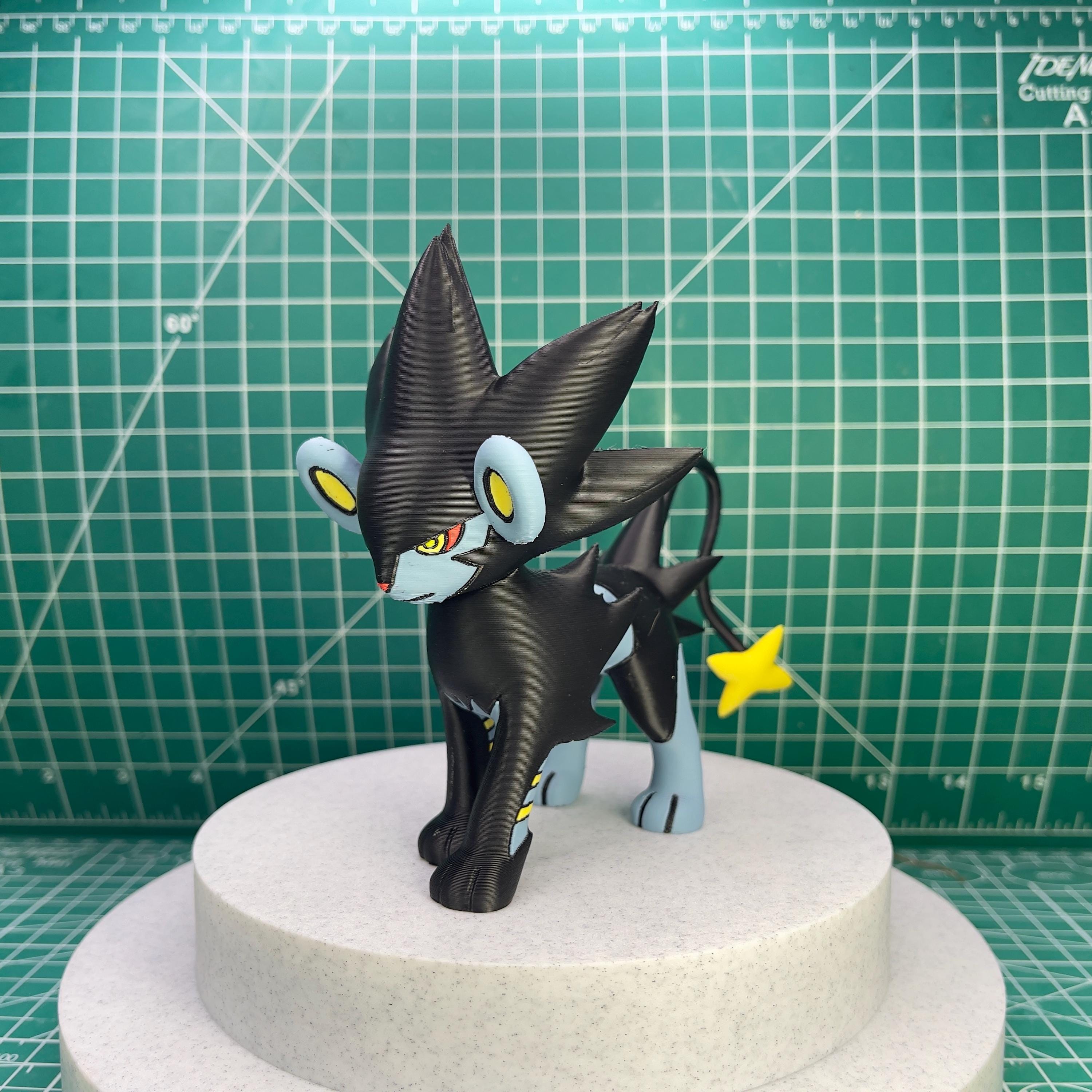 Luxray ポケモン フィギュア 3D プリント レギュラー シャイニー