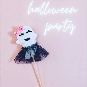 Ghost Halloween Wand/ pretend play/ magical wands/ spooky children’s decor/ spooky wands/ Halloween party