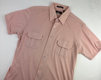 Koszula polo w stylu vintage z lat 80. zapinana na guziki w kolorze różowym i prążkami