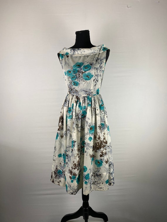 Mid Century 1950's Floral Dress