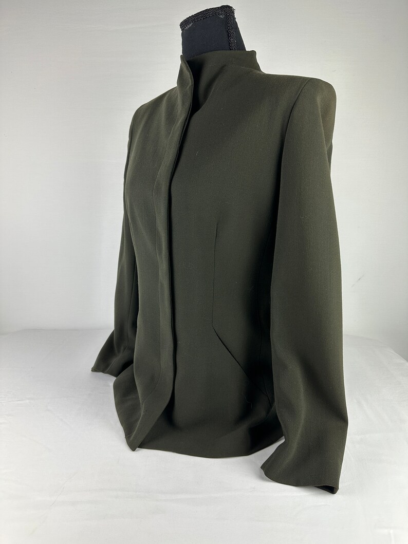 2000's Olive Green Tailored Slim Fit Blazer Minimalist Vintage Jones New York Petite 8 image 3