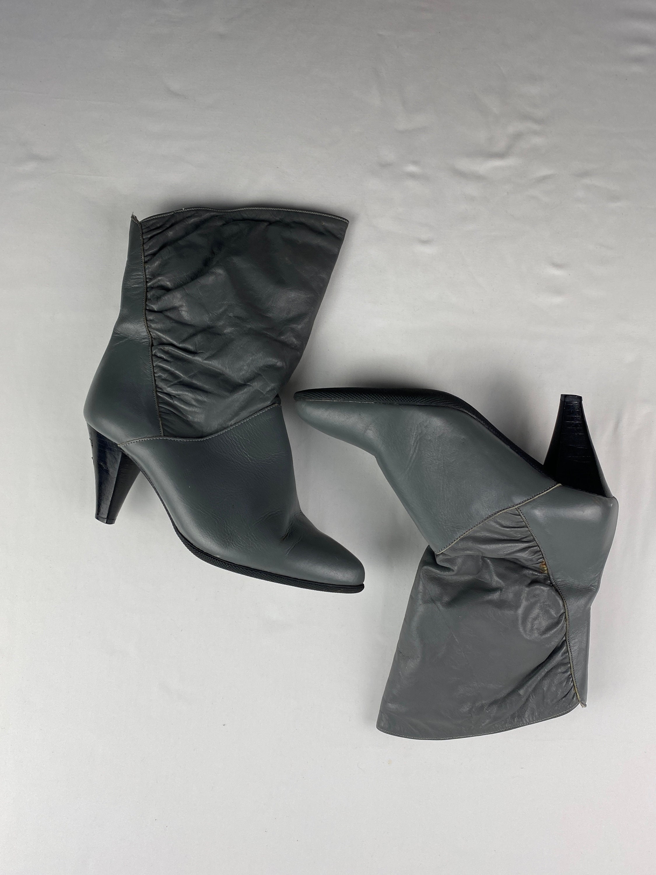 Gray leather heels deals