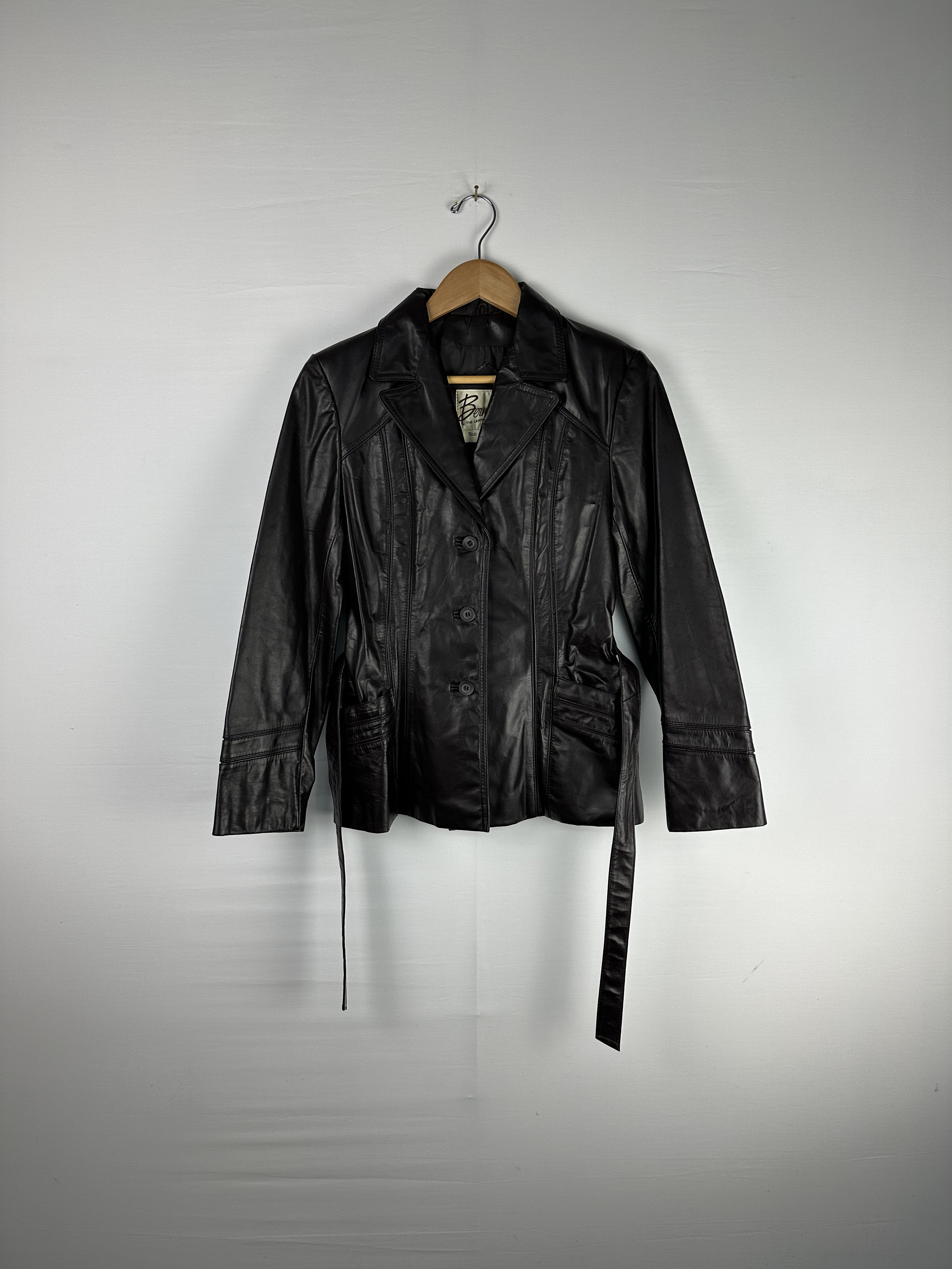 2000'S BOXY BROWN LEATHER COAT