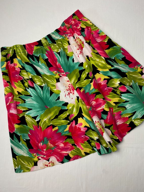 80's Floral Mom Shorts