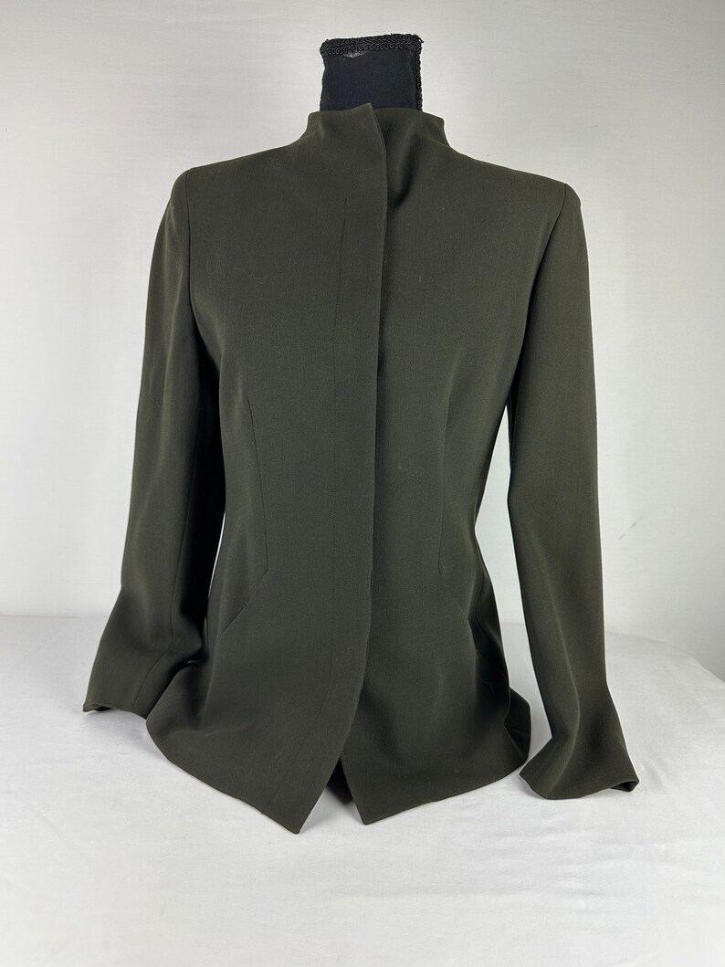 2000's Olive Green Tailored Slim Fit Blazer Minimalist Vintage Jones New York Petite 8 image 2