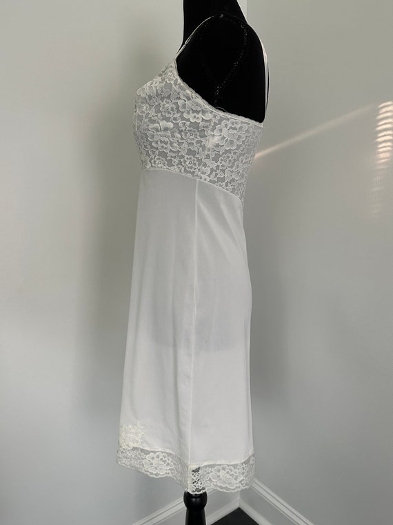 90's Crisp White Lace Bodice Dress Slip Vintage - image 5
