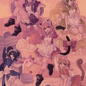 Op de afbeelding: Vijf anime-achtige personages gekleed als dienstmeiden met kattenoren en -staarten, zittend op verschillende taarten en gebak. De personages dragen verschillende gekleurde outfits en hebben verschillende kapsels. De achtergrond is een roze en witte gradiënt met sterren.