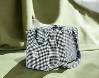 bag, carrier, small/medium sized dog, Vichy cotton fabric, green and white, comfortable, washable, handmade, for travel, urban life