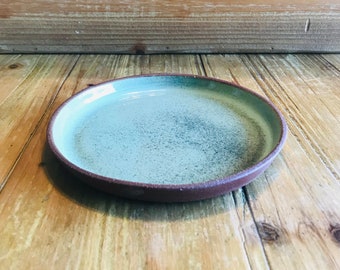 Keramisk desserttallrik, liten platt tallrik, handgjord keramik, porslin, stengods