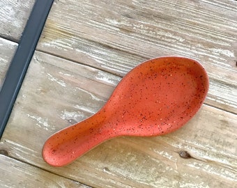 Spoon rest in stoneware artisanal pottery kitchen utensil handmade meal tableware decoration